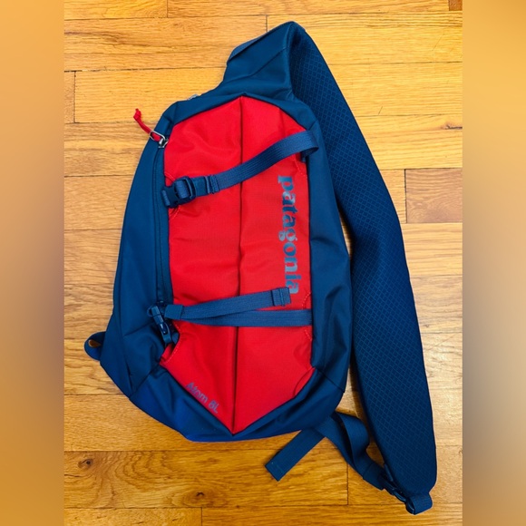 amazon patagonia sling bag Watch Atom backpack 8L on Live padded tablet sleeve for your hand Patagonia Atom Sling Bag 8L
